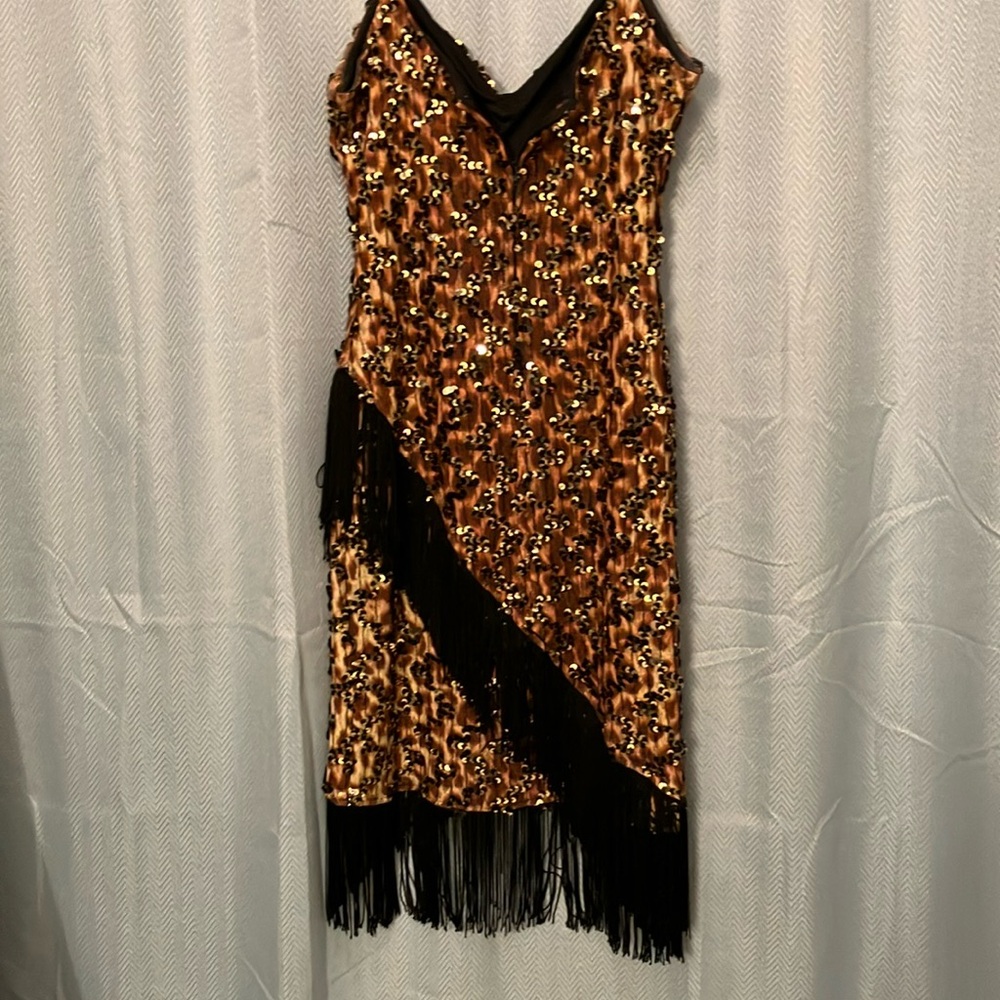 Dress - Picture 3 of 3